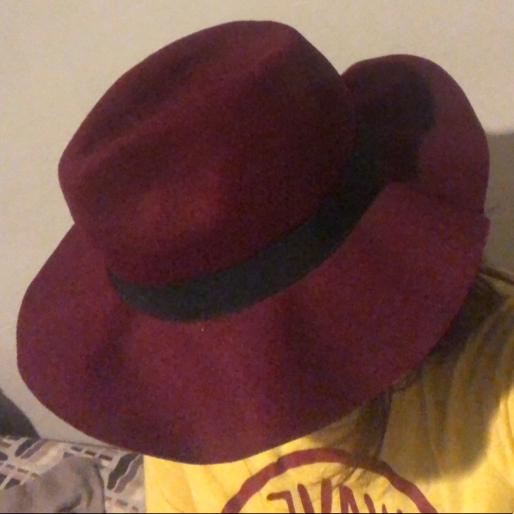 New Burgundy Wool Fedora Hat - Picture 15 of 15